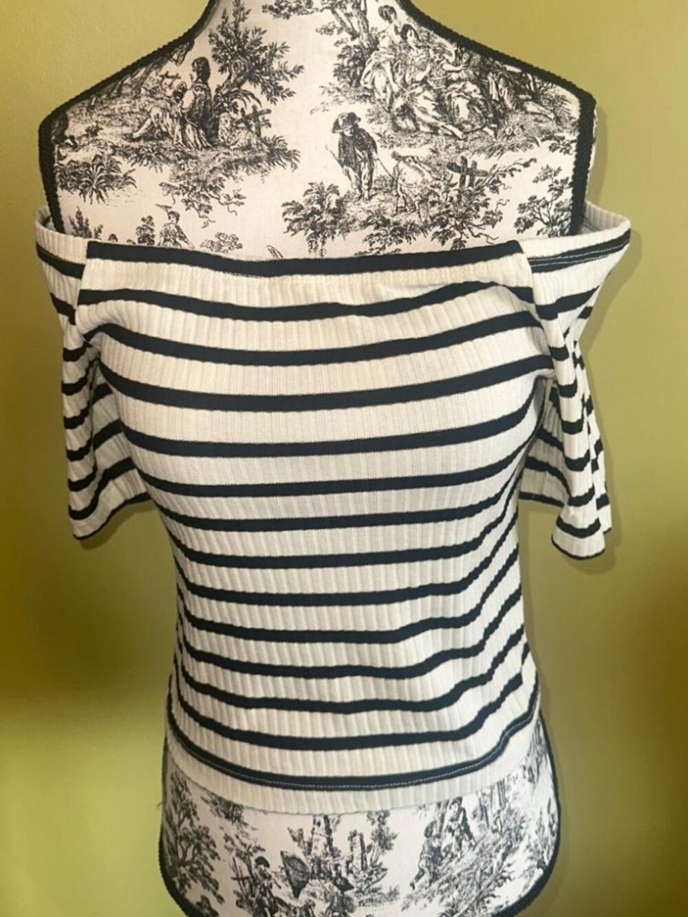 COOPERATIVE BARDOT TOP